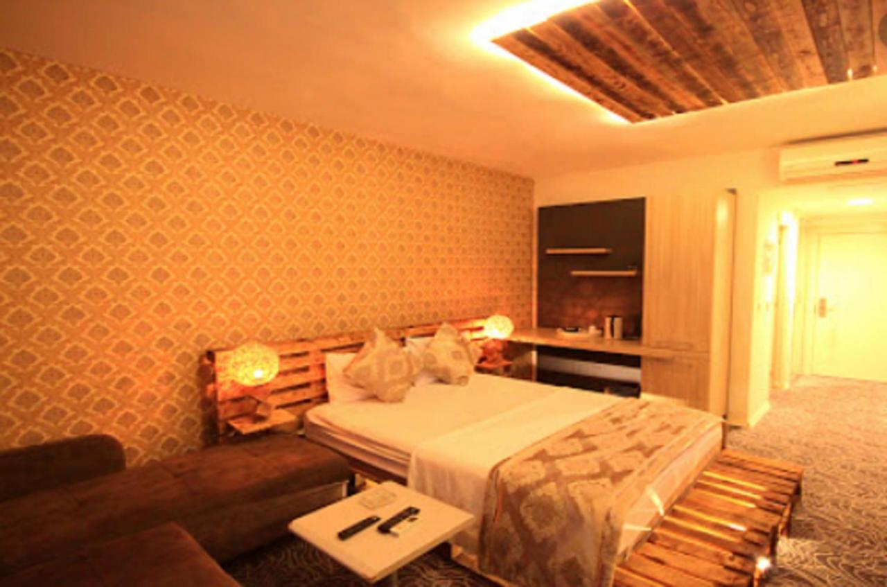 The Tuyap Ozyurtlarsuites イスタンブール エクステリア 写真